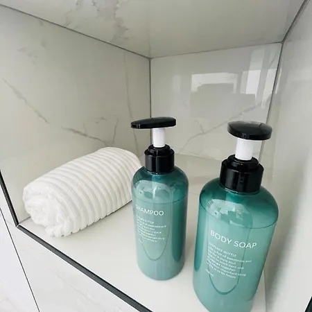 Cathedrale / Hyper Centre *