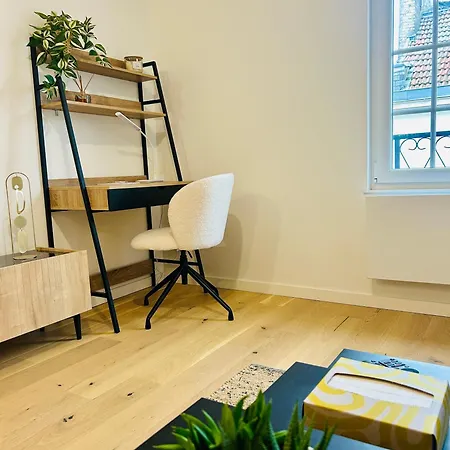 Cathedrale / Hyper Centre 公寓